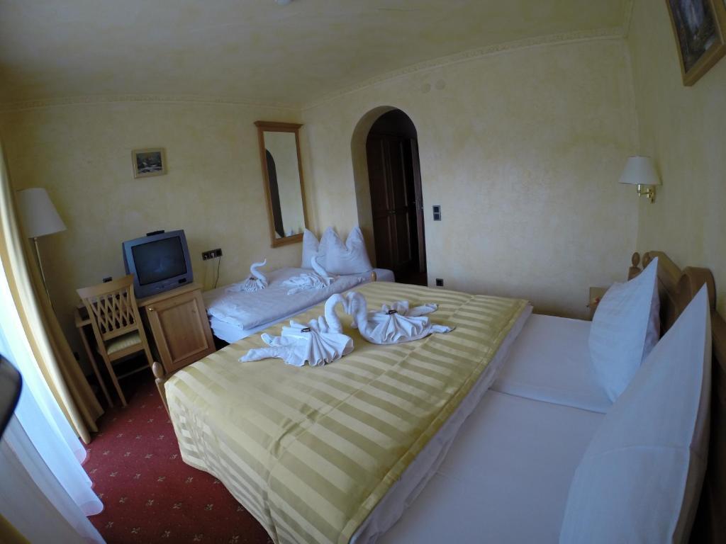 Hotel Panorama Kaprun Oda fotoğraf